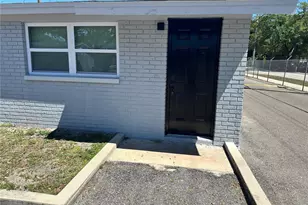 1104 E 140th Ave, Tampa, FL 33613 - Photo 3