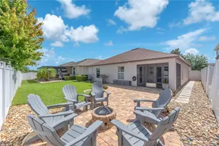 10904 Rainbow Pyrite Dr, Wimauma, FL 33598 - Photo 3