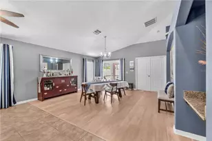 10904 Rainbow Pyrite Dr, Wimauma, FL 33598 - Photo 11