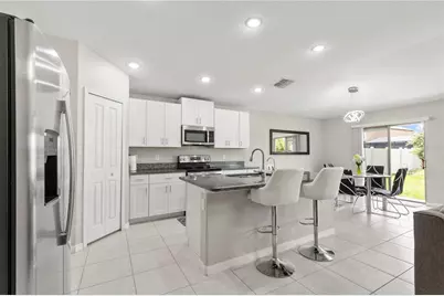 31664 Sun Kettle Loop, Wesley Chapel, FL 33545 - Photo 17