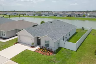 35171 Crescent Creek Dr, Zephyrhills, FL 33541 - Photo 43