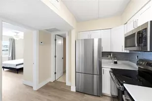 10365 Paradise Blvd, Treasure Island, FL 33706 - Photo 5