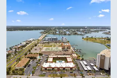 10365 Paradise Boulevard #1, Treasure Island, FL 33706 - Photo 17