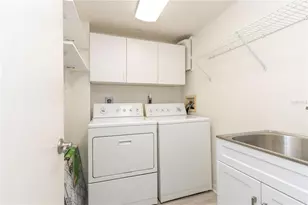 320 Island Way, Clearwater Beach, FL 33767 - Photo 29