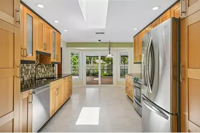 818 Village Way, Palm Harbor, FL 34683 - Photo 9