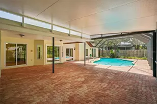 818 Village Way, Palm Harbor, FL 34683 - Photo 31