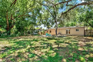 6490 34th Ave N, Saint Petersburg, FL 33710 - Photo 13