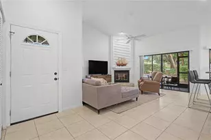 207 Lighthouse Ct, Safety Harbor, FL 34695 - Photo 7