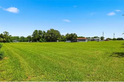 7930 Froggy Lane, Zephyrhills, FL 33540 - Photo 25