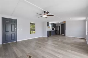 7930 Froggy Ln, Zephyrhills, FL 33540 - Photo 7