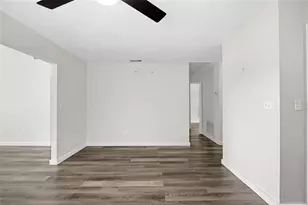 2801 51st Ave S, Saint Petersburg, FL 33712 - Photo 11