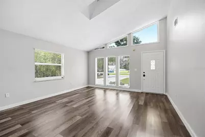 2801 51st Avenue S, Saint Petersburg, FL 33712 - Photo 5
