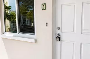 295 110th Ave, Saint Petersburg, FL 33706 - Photo 3