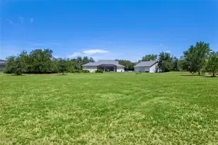 8408 Woodleaf Blvd, Wesley Chapel, FL 33544 - Photo 51