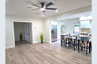 264 14th Street NW, Largo, FL 33770 - Photo 5