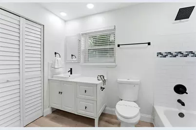 264 14th Street NW, Largo, FL 33770 - Photo 13