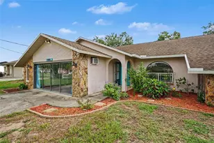 4498 Gondolier Rd, Spring Hill, FL 34609 - Photo 25