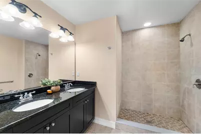 13941 Clubhouse Drive #106, Tampa, FL 33618 - Photo 17