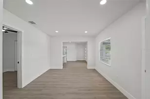 412 20th Ave W, Palmetto, FL 34221 - Photo 5