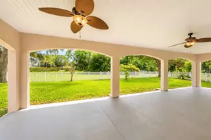 4716 Mapletree Loop, Wesley Chapel, FL 33543 - Photo 11