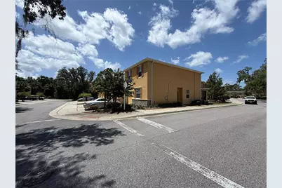 8448 Pine River Road, Tampa, FL 33637 - Photo 5