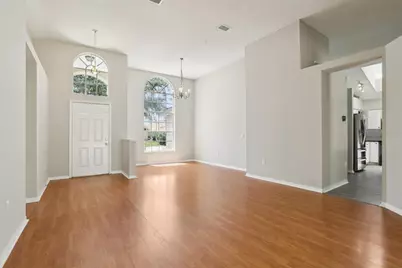 9029 Westbay Boulevard, Tampa, FL 33615 - Photo 9