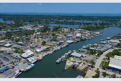 912 Seminole Boulevard, Tarpon Springs, FL 34689 - Photo 31