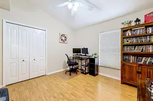 607 Sunset Beach Ct, Valrico, FL 33594 - Photo 37