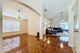 607 Sunset Beach Ct, Valrico, FL 33594 - Photo 13
