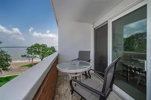 4015 Bayshore Blvd, Tampa, FL 33611 - Photo 15