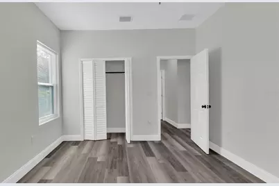 1901 31st Street S, Saint Petersburg, FL 33712 - Photo 19