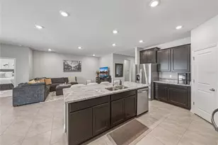8382 Bower Bass Cir, Wesley Chapel, FL 33545 - Photo 25