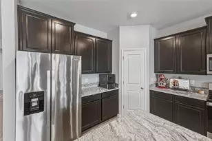 8382 Bower Bass Cir, Wesley Chapel, FL 33545 - Photo 23