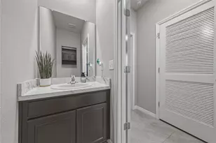 8382 Bower Bass Cir, Wesley Chapel, FL 33545 - Photo 15