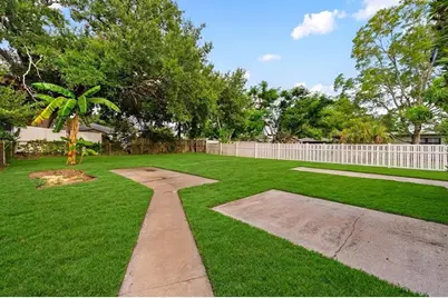 605 N Woodlynne Avenue, Tampa, FL 33609 - Photo 33
