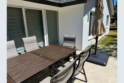 4760 Camphor Avenue, Sarasota, FL 34231 - Photo 9