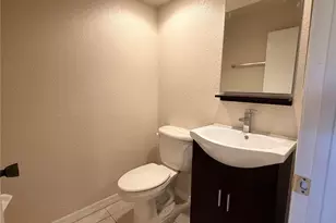 3417 Rochelle Ct, Clearwater, FL 33761 - Photo 7