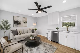 6660 17th St N, Saint Petersburg, FL 33702 - Photo 29
