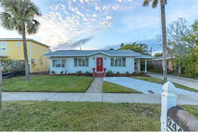 944 Bruce Avenue, Clearwater Beach, FL 33767 - Photo 1