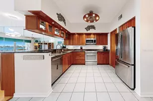 4629 Mirabella Ct, Saint Pete Beach, FL 33706 - Photo 5