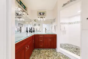 4629 Mirabella Ct, Saint Pete Beach, FL 33706 - Photo 7