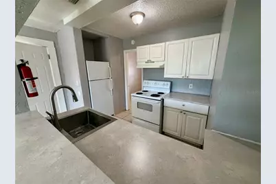 827 Paris Avenue S #Apt A, Saint Petersburg, FL 33701 - Photo 3