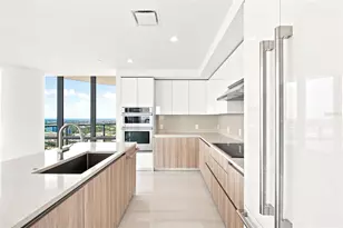 400 Central Ave, Saint Petersburg, FL 33701 - Photo 15