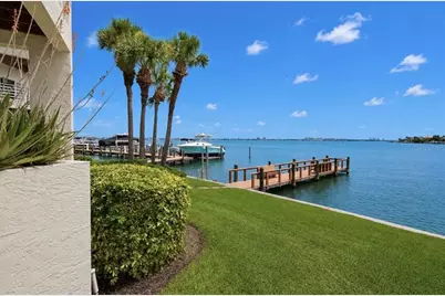 4639 Mirabella Court, Saint Pete Beach, FL 33706 - Photo 25