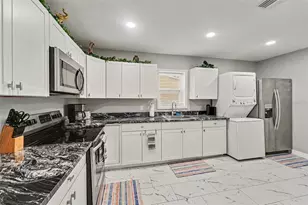 12464 Lantana Ave, New Port Richey, FL 34654 - Photo 11