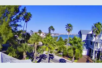 1300 Pass A Grille Way, Saint Pete Beach, FL 33706 - Photo 9