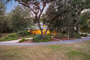 33415 Kiefer Rd, Wesley Chapel, FL 33545 - Photo 11