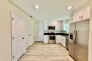 2904 E Columbus Dr, Tampa, FL 33605 - Photo 15