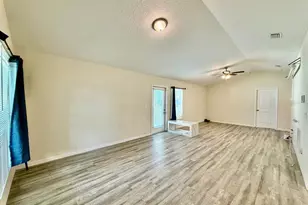2904 E Columbus Dr, Tampa, FL 33605 - Photo 5