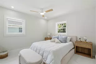 8118 Tanglewood Ln, Tampa, FL 33615 - Photo 23